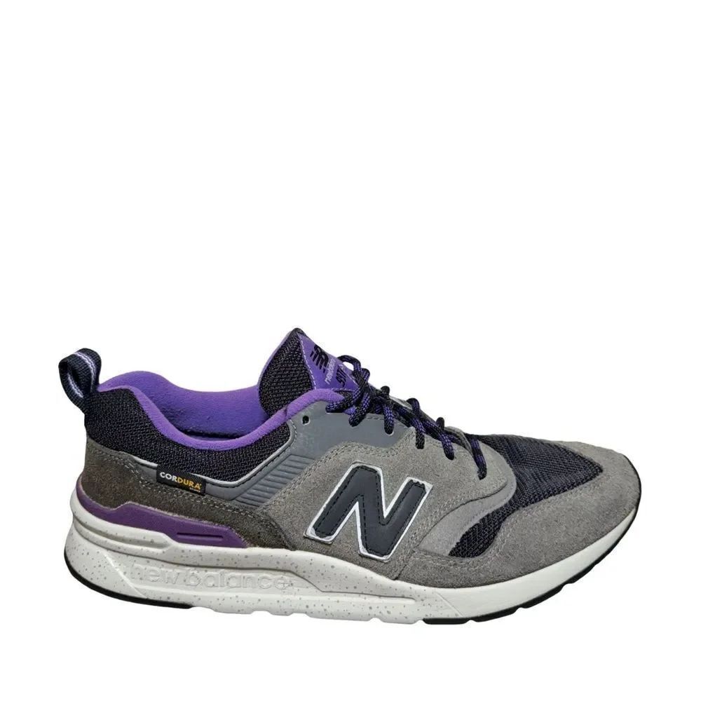 New Balance 9974 cordura Men's Gray and Purple Sneakers size 9.5